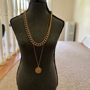 Trendy necklaces